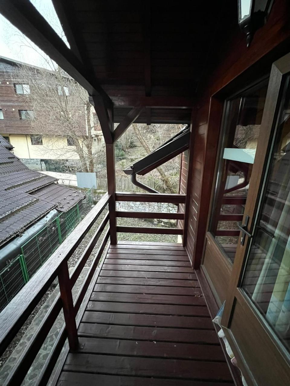 Ollie'S Mountain Chalet Buşteni Exterior foto